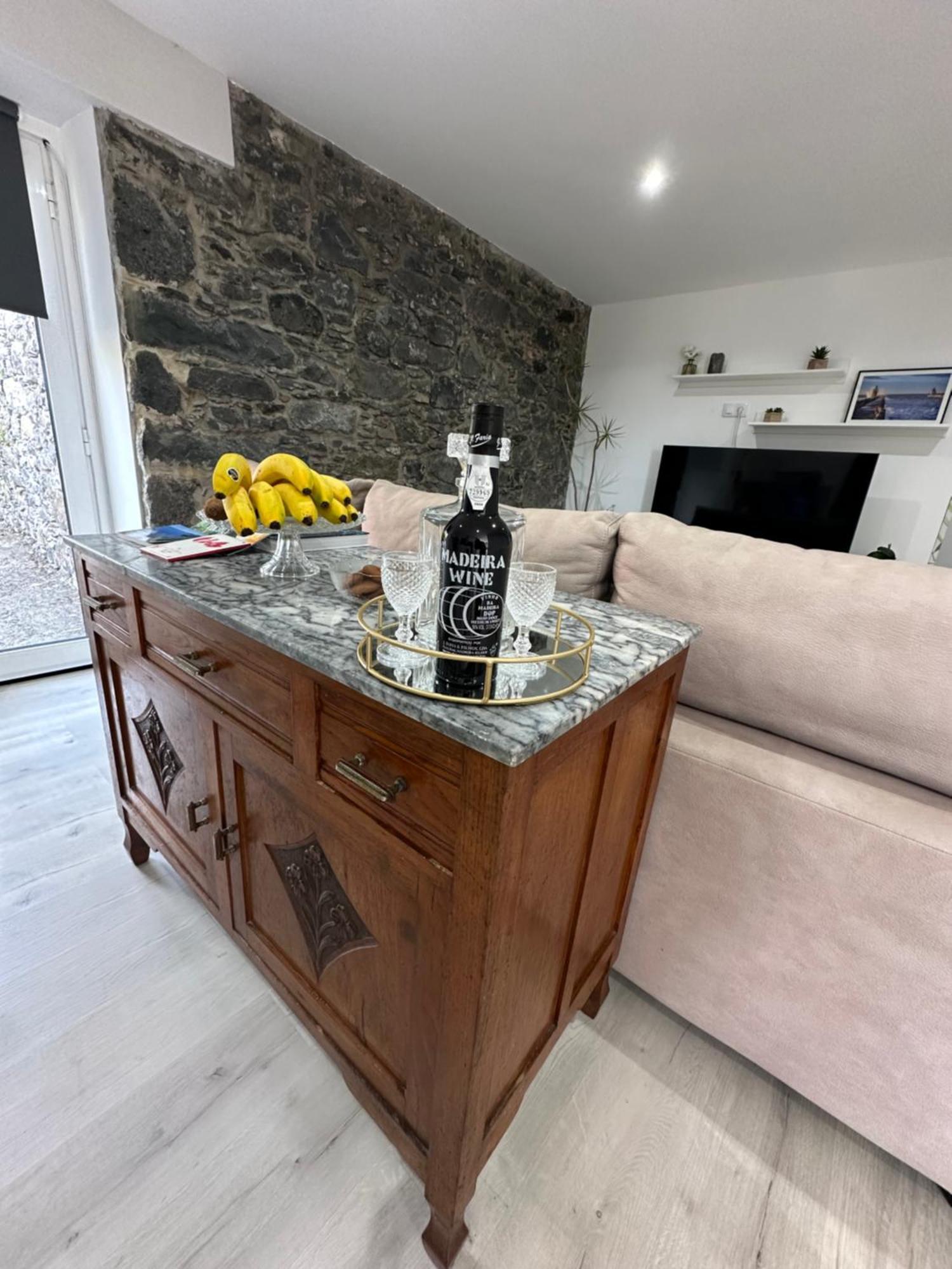 The Green Valley House Sao Vicente  Bagian luar foto